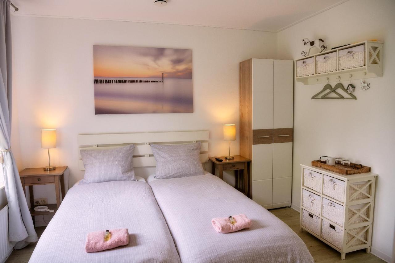 Bed & Breakfast Het Zoete Peerd Groede